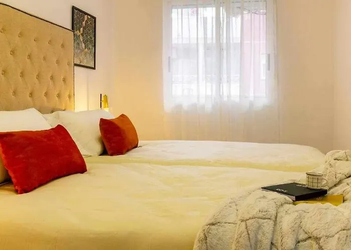 Apartamento Céntrico, Nuevo Y Cerca Del Puerto *